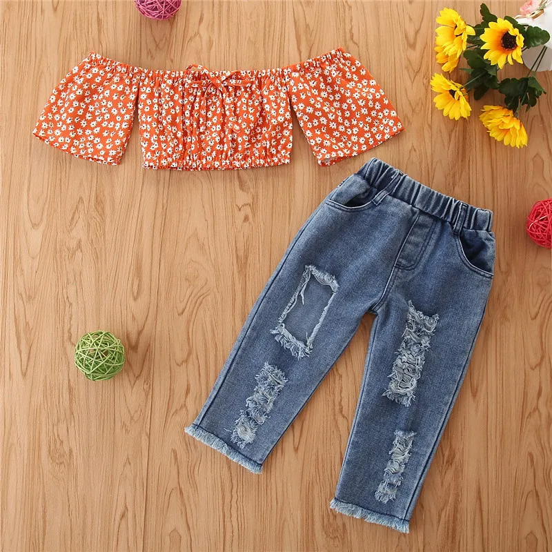 Girls Daisy Print Crop Top And Ripped Design Jeans Set