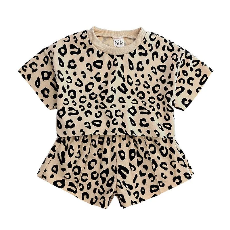 2 Pcs Set Girl Fashion Leopard Print Tees And Shorts