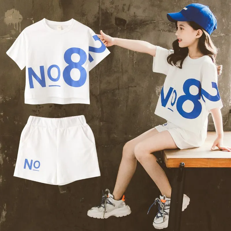 2pcs/Set Girls Loose Letter Print Round Neck Short Sleeve Tee And Shorts