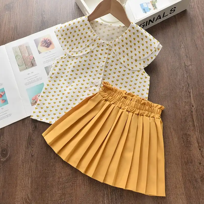 Girls Sleeveless Heart Pattern Lapel Design Tops And Skirt Set