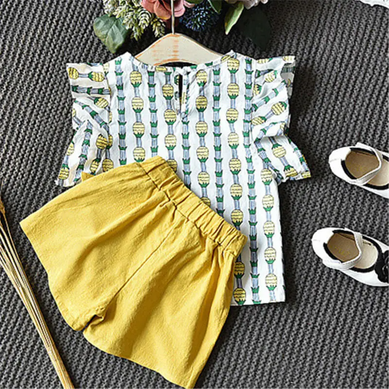 Girls Fashion Pineapple Print Sleeveless Ruffled Tops And Shorts Set