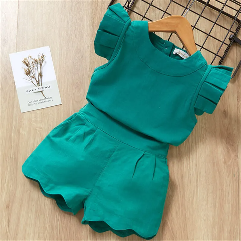 Girls Fashion Solid Color Sleeveless Ruffled Tops And Shorts Set