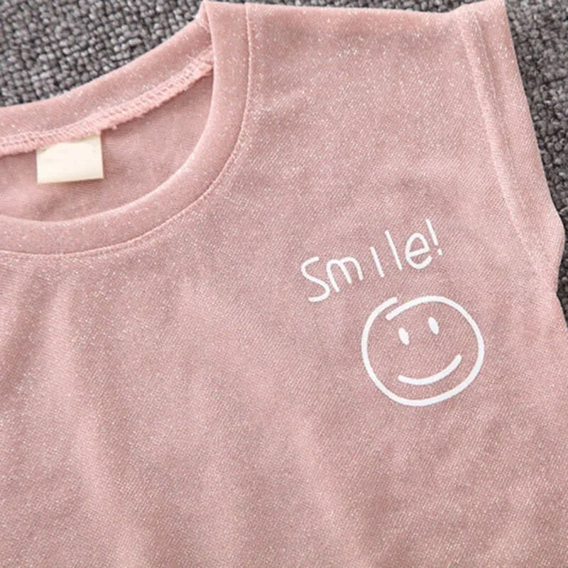 Girls Smiley Face Pattern Letter Printed T-Shirt And Shorts Set