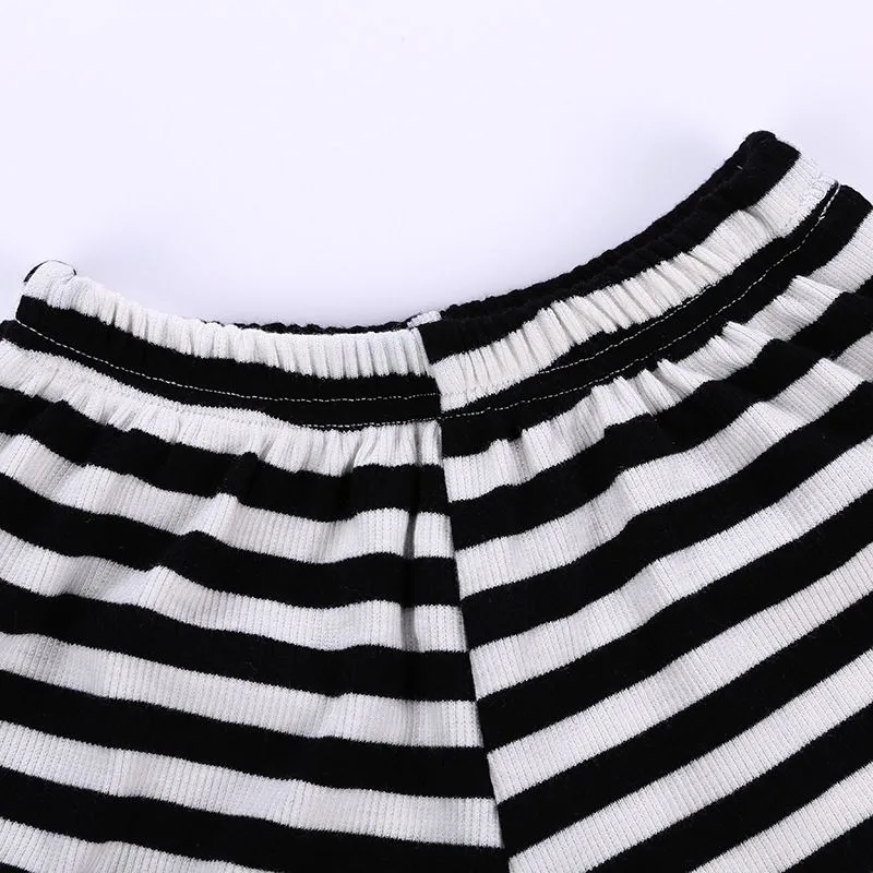 2 Pcs Kid Black Stripes Printed Tops And Shorts