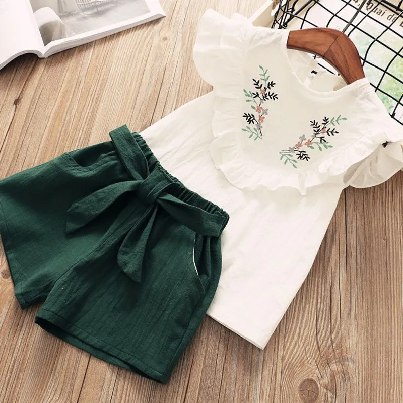 2 Pcs Girls Fresh Flower Design Tops+Shorts Set