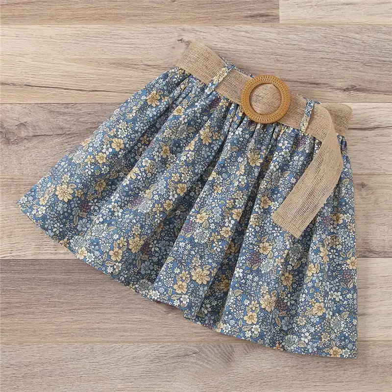 Kids Flared Sleeve Design Tops And Floral Pattern Pleated Skirt With Belt Set